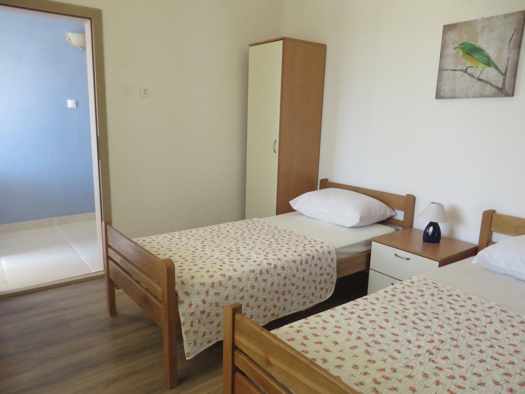 Banic Apartments With Pool Biograd Na Moru Bilik gambar
