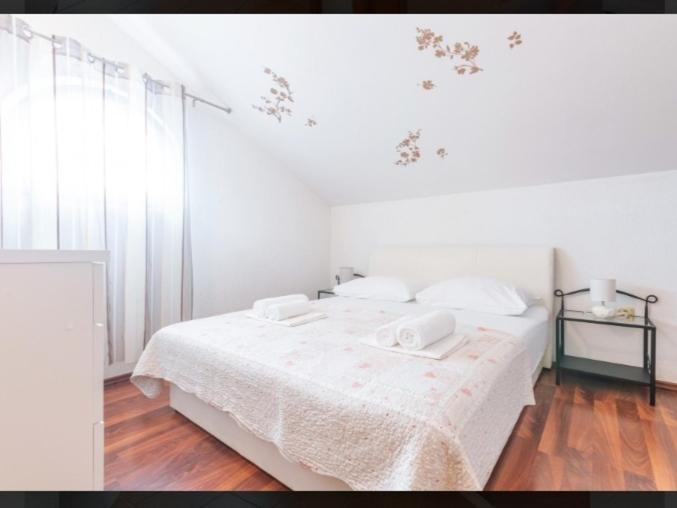 Banic Apartments With Pool Biograd Na Moru Luaran gambar