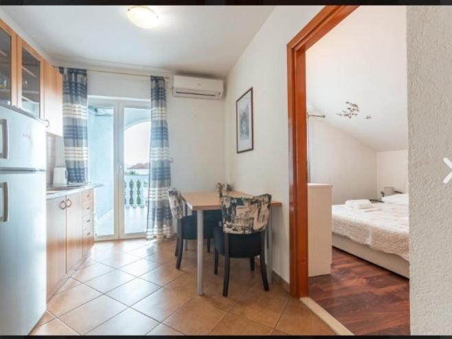 Banic Apartments With Pool Biograd Na Moru Luaran gambar
